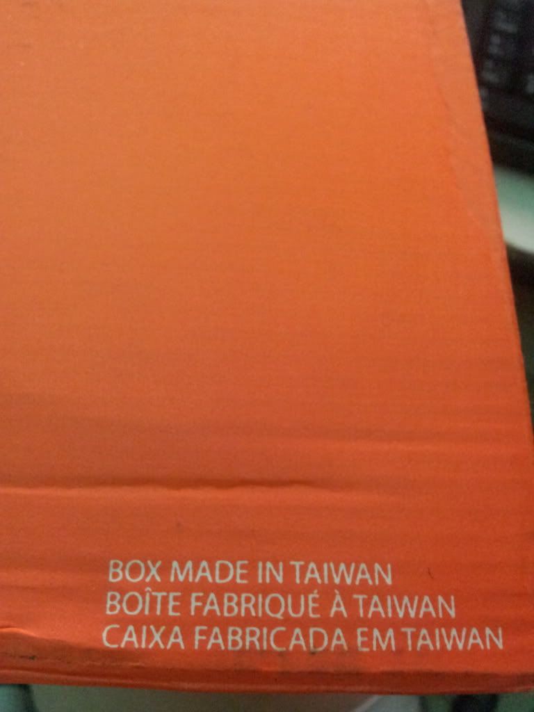 Mới mua 1 con nike air max 2011 , ko biết thật hay giả , ae check thử