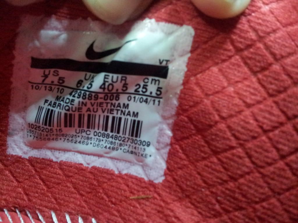 Mới mua 1 con nike air max 2011 , ko biết thật hay giả , ae check thử - 2