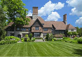 Американский актер Мэл Гибсон в связи с разводом вынужден выставить на продажу свой особняк в Гринвиче (Коннектикут, США) за $35 млн.