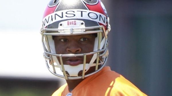 Jameis1_Zpshizeths4.Jpg