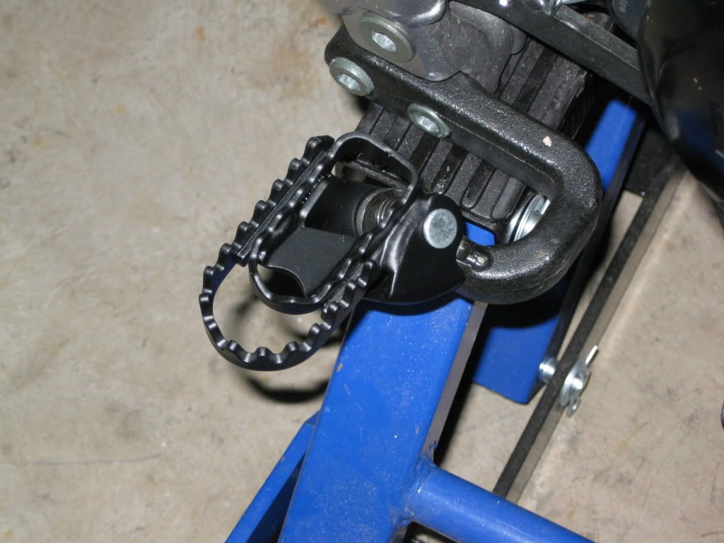 Wider XT225 pegs with pics and explanations XT225+250 Rider's Group